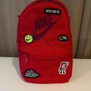 Nike Futura Fuel‎ Pack Insulated Lunch Bag Red Graphic Patches 9A3089-U10